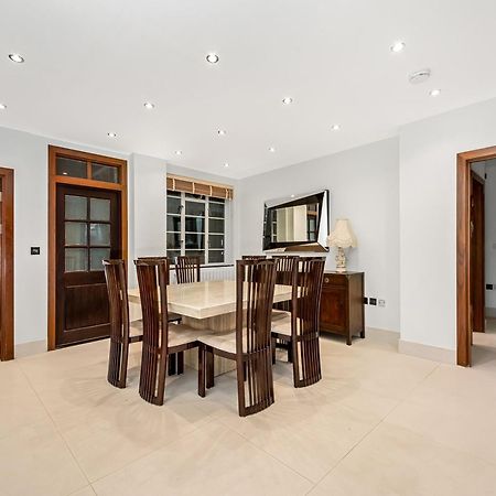 Elegance By The Park Apartment Londra Exterior foto