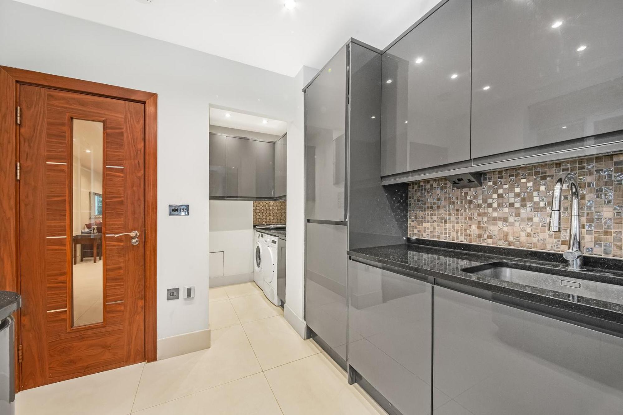 Elegance By The Park Apartment Londra Exterior foto